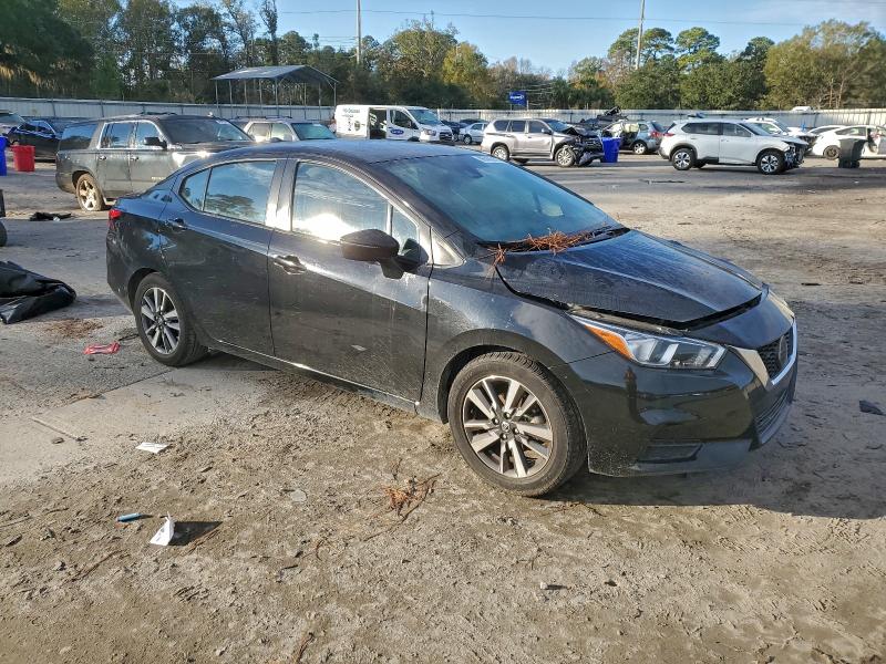 Фото 4 - NISSAN VERSA