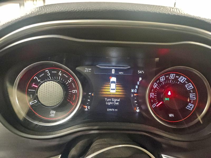 Фото 9 - DODGE CHALLENGER