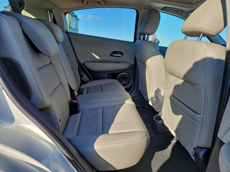 Фото 11 - HONDA HR-V