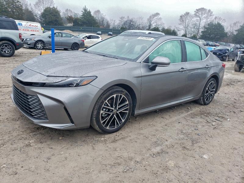 Фото 1 - TOYOTA CAMRY