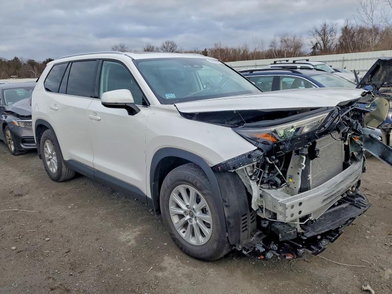 Фото 4 - TOYOTA GRAND HIGH