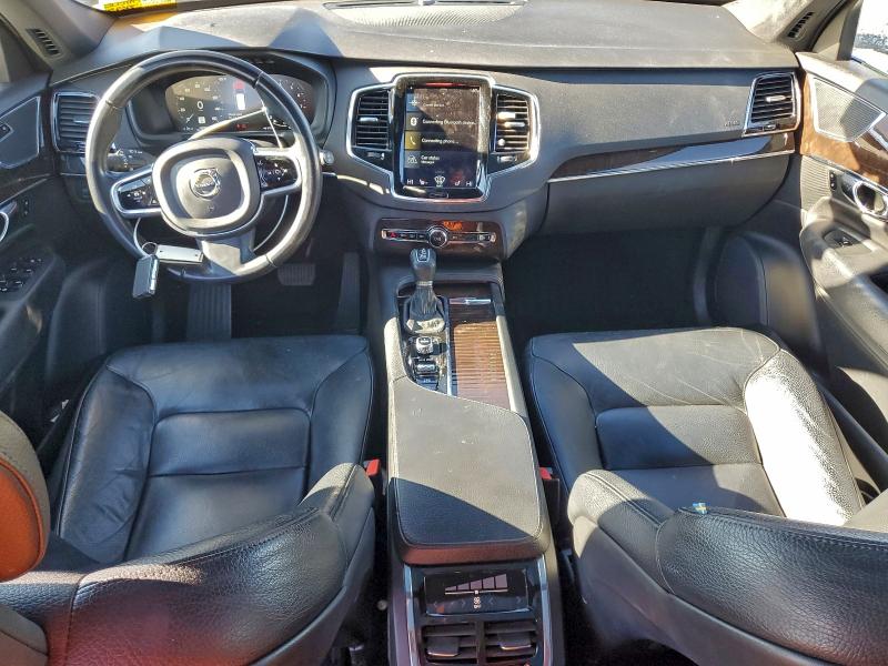 Фото 8 - VOLVO XC90