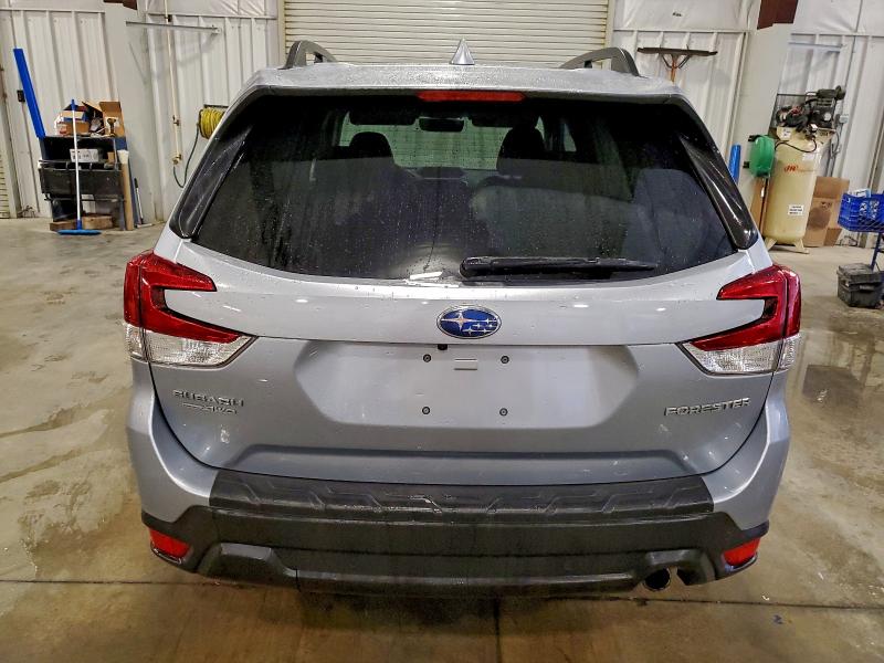 Фото 6 - SUBARU FORESTER