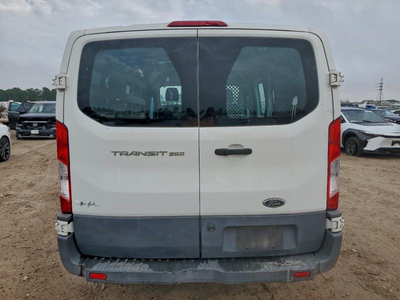 Фото 6 - FORD TRANSIT