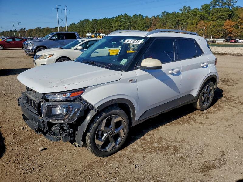 Фото 1 - HYUNDAI VENUE