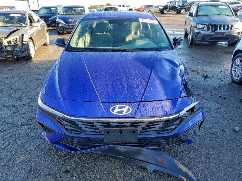 Фото 5 - HYUNDAI ELANTRA