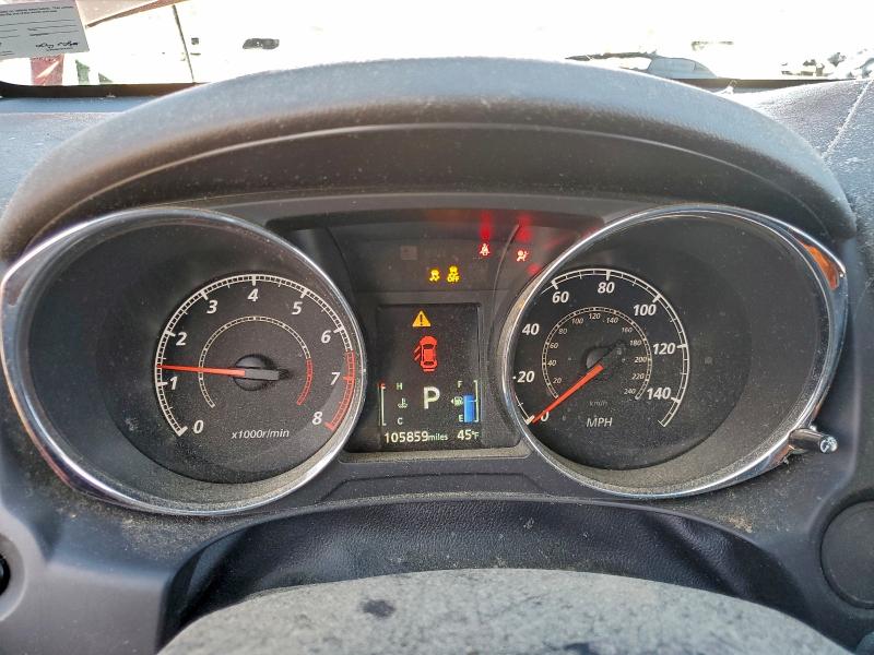 Фото 9 - MITSUBISHI OUTLANDER