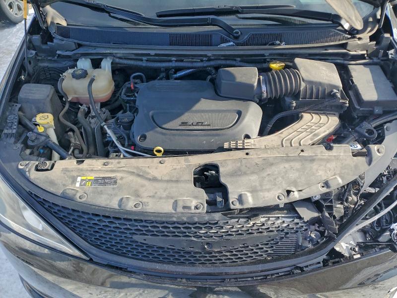 Фото 12 - CHRYSLER PACIFICA