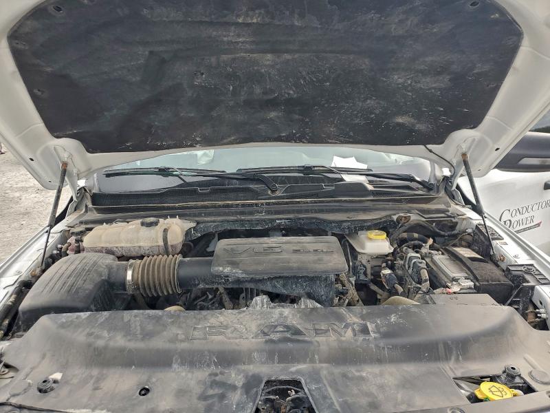 Фото 11 - RAM 1500