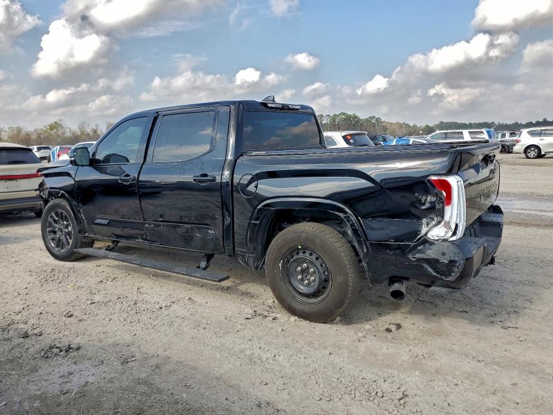 Фото 2 - TOYOTA TUNDRA