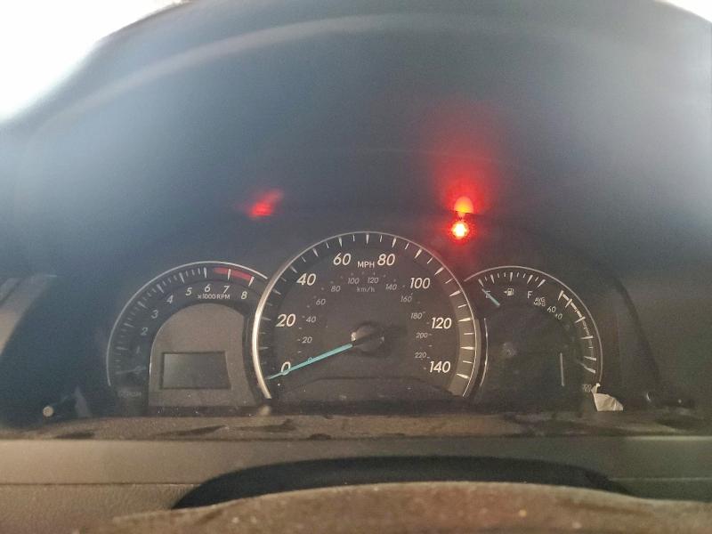 Фото 9 - TOYOTA CAMRY