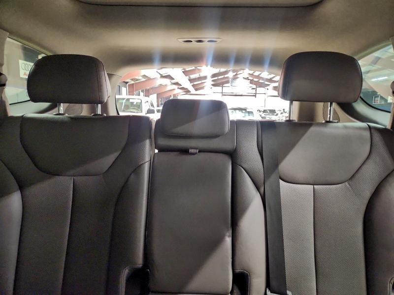 Фото 10 - HYUNDAI SANTA FE