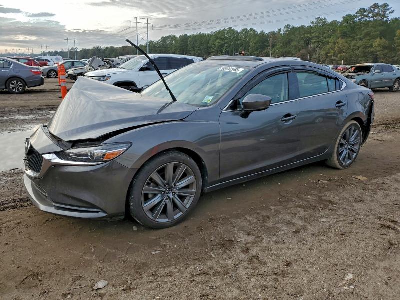 Фото 1 - MAZDA 6