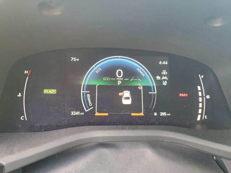 Фото 9 - TOYOTA CAMRY