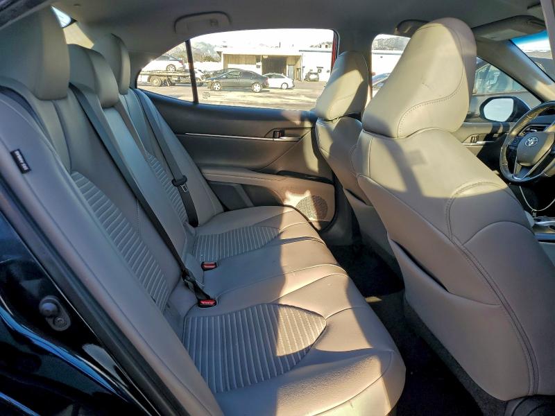 Фото 10 - TOYOTA CAMRY