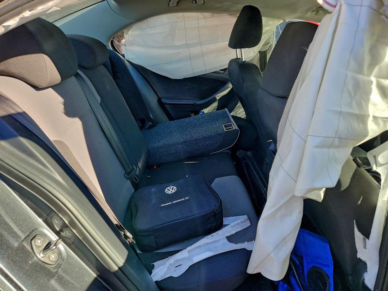 Фото 10 - VOLKSWAGEN JETTA