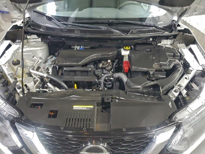 Фото 11 - NISSAN ROGUE