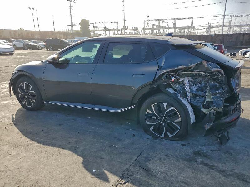 Фото 2 - KIA EV6 LIGHT