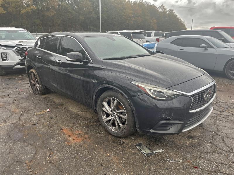 Фото 4 - INFINITI QX30