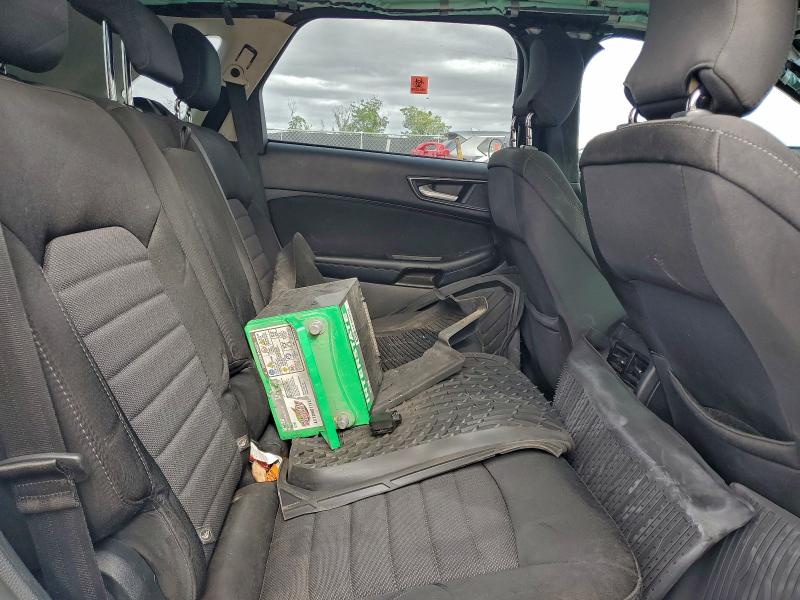 Фото 11 - FORD EDGE