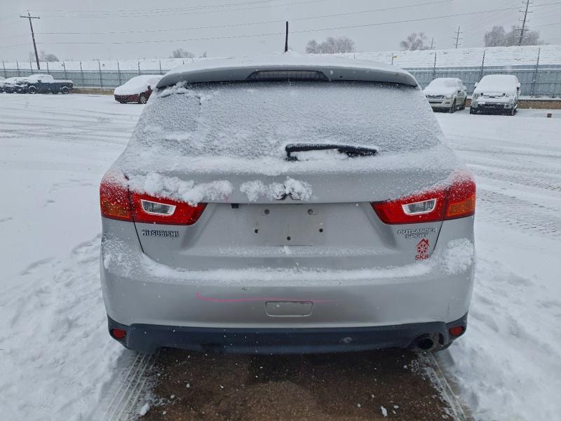 Фото 6 - MITSUBISHI OUTLANDER