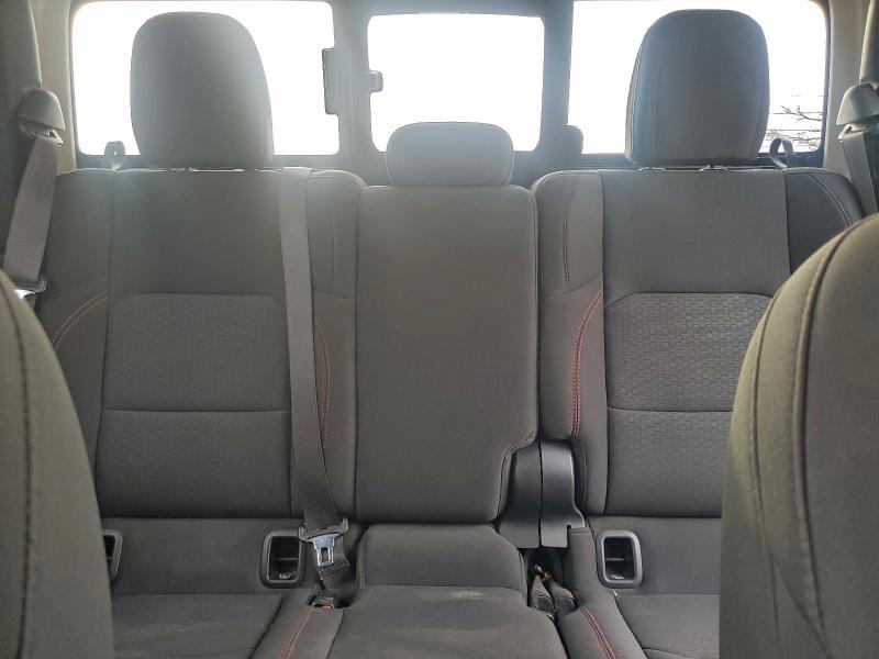 Фото 10 - JEEP GLADIATOR