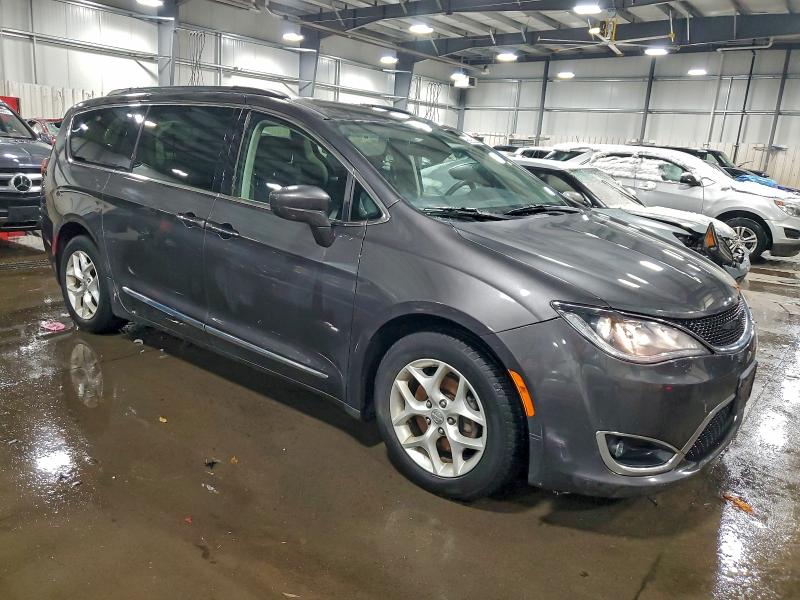 Фото 4 - CHRYSLER PACIFICA