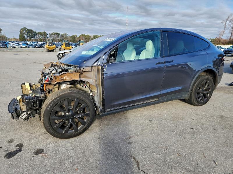 Фото 1 - TESLA MODEL X
