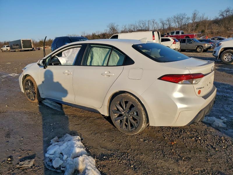 Фото 2 - TOYOTA COROLLA