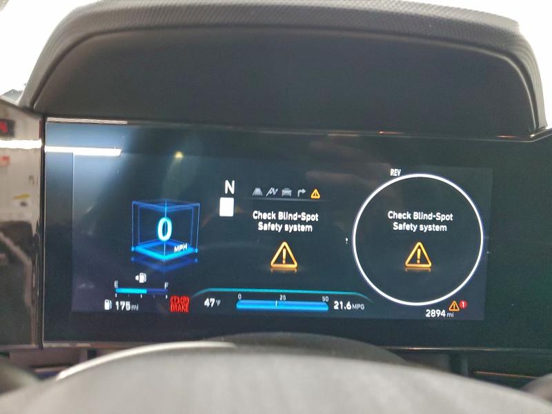 Фото 9 - HYUNDAI ELANTRA