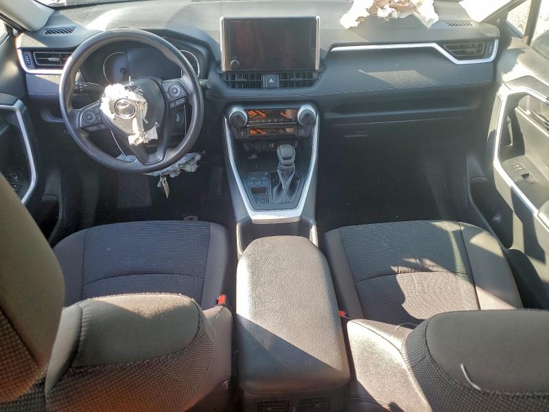 Фото 8 - TOYOTA RAV4