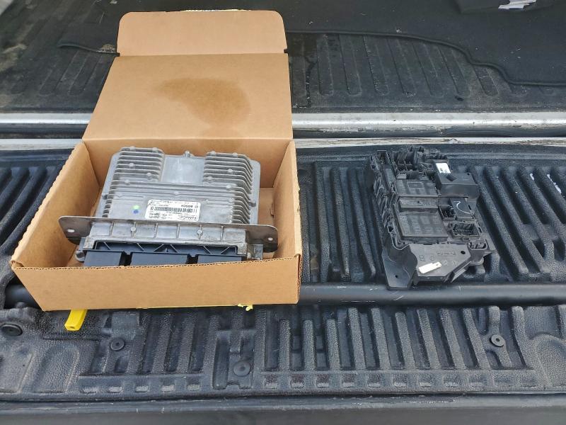 Фото 12 - FORD F350