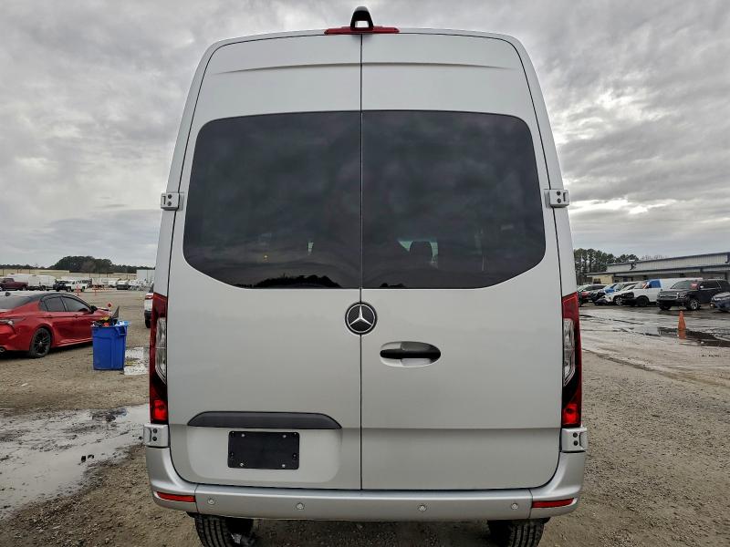 MERCEDES-BENZ SPRINTER 2022 VIN W1X4EBVY5NP489961