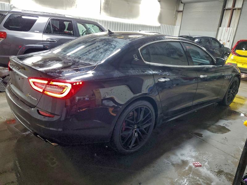 2015 MASERATI QUATTROPOR