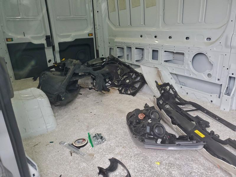 Фото 13 - FORD TRANSIT