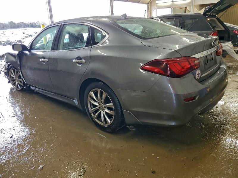 Фото 2 - INFINITI Q70