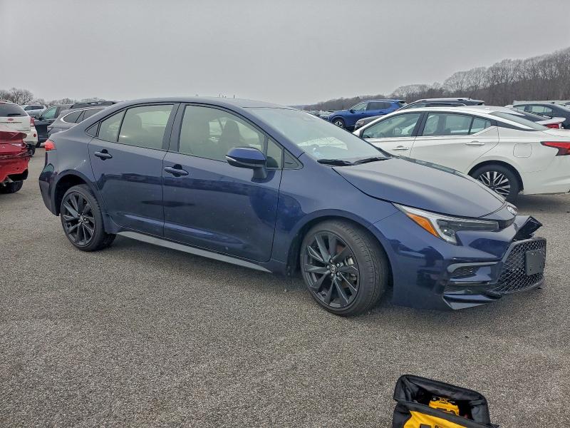 Фото 4 - TOYOTA COROLLA