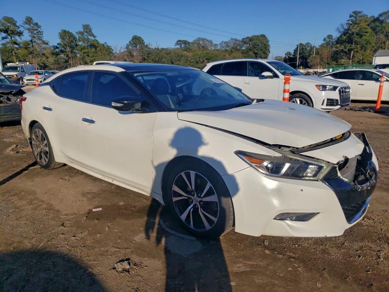 Фото 4 - NISSAN MAXIMA