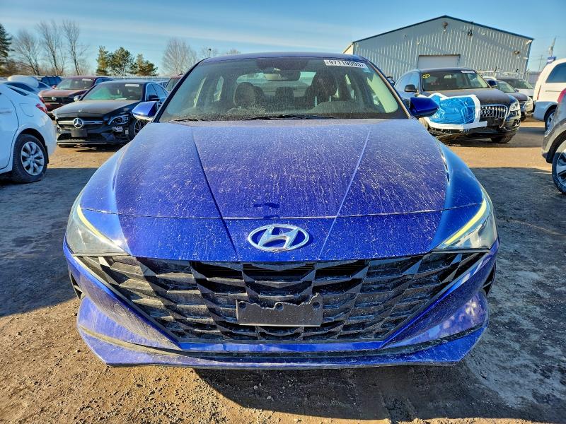 Фото 5 - HYUNDAI ELANTRA