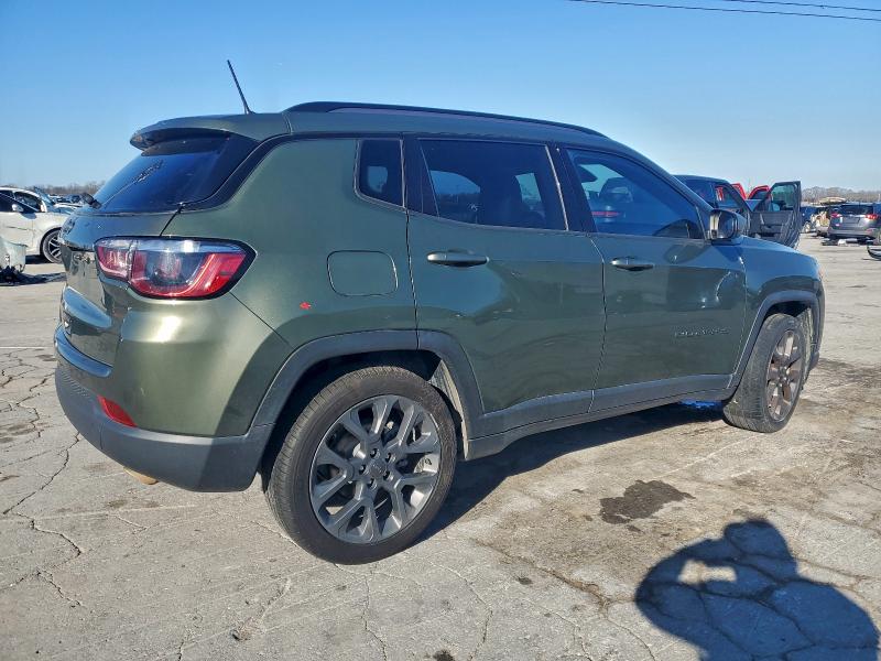 Фото 3 - JEEP COMPASS