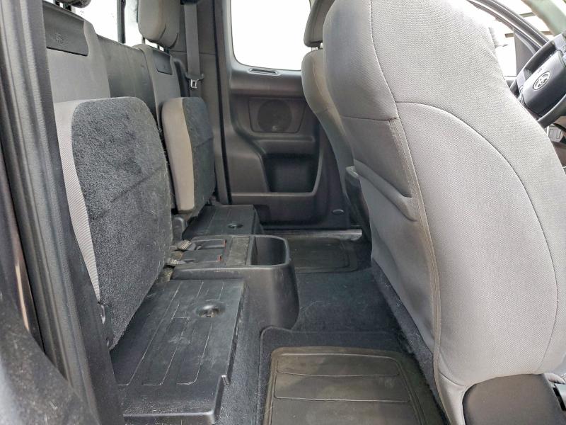 Фото 10 - TOYOTA TACOMA