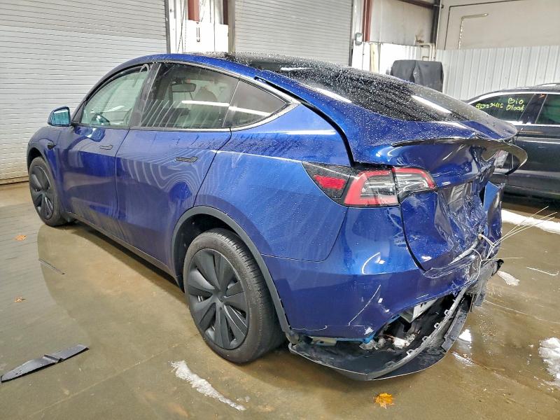 Фото 2 - TESLA MODEL Y