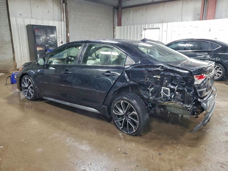 Фото 2 - TOYOTA COROLLA