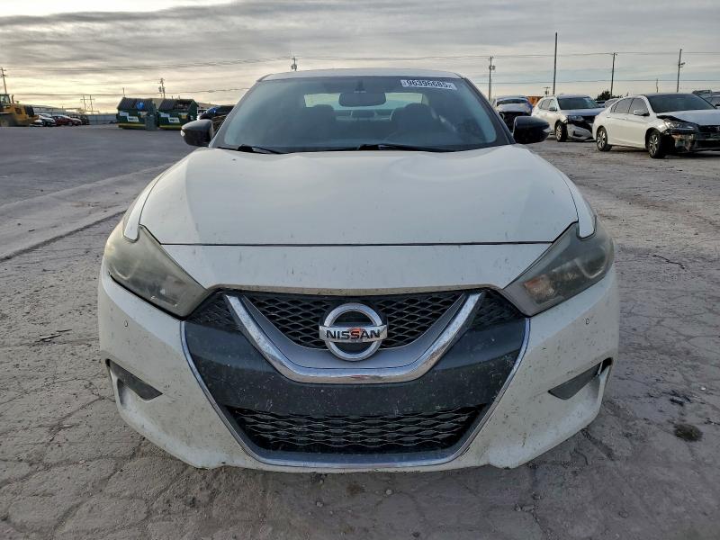 Фото 5 - NISSAN MAXIMA