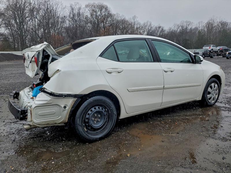 Фото 3 - TOYOTA COROLLA