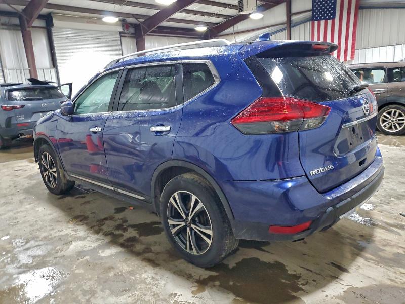 Фото 2 - NISSAN ROGUE