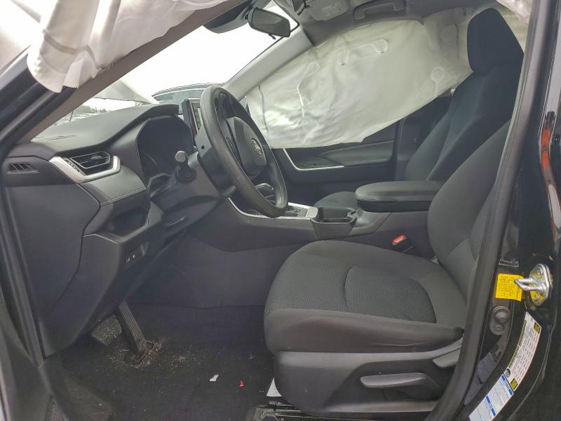 Фото 7 - TOYOTA RAV4