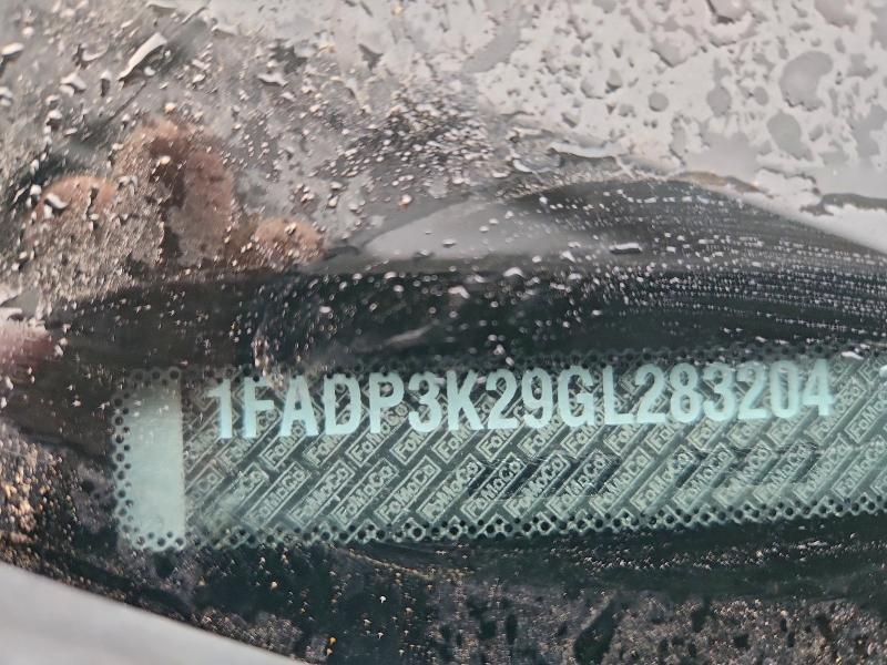 Фото 12 - FORD FOCUS