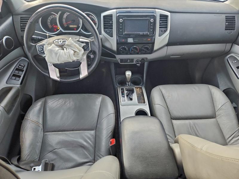 Фото 8 - TOYOTA TACOMA