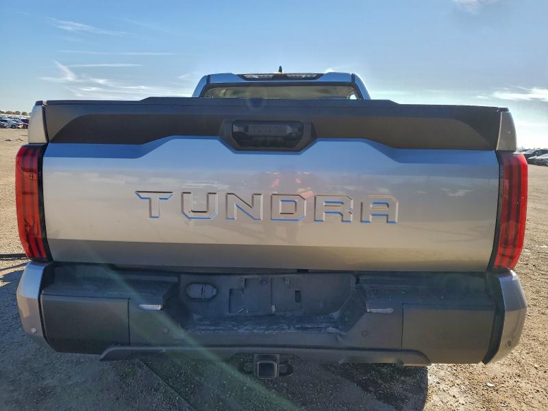 Фото 6 - TOYOTA TUNDRA